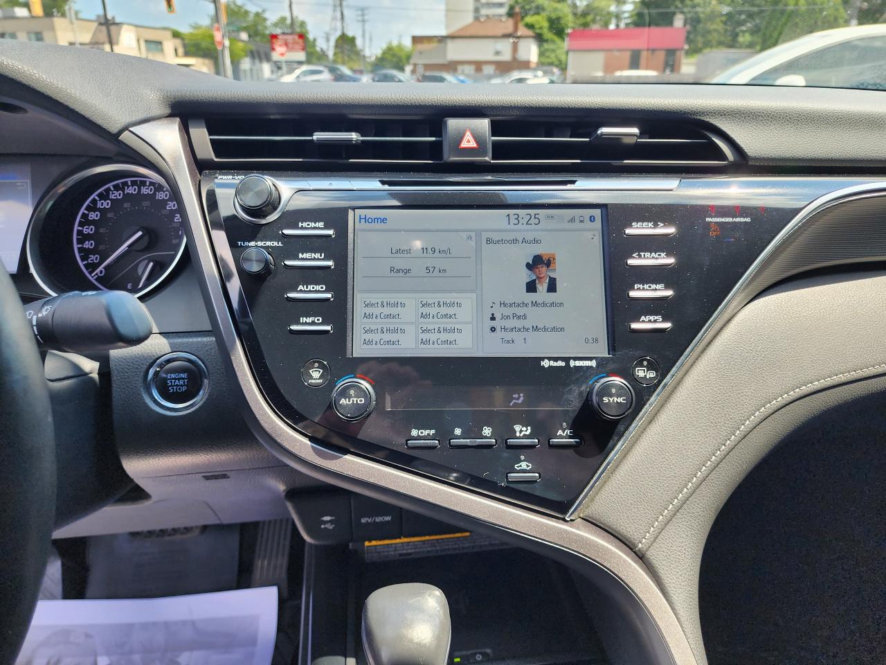 2018 Toyota Camry SE - Photo #14