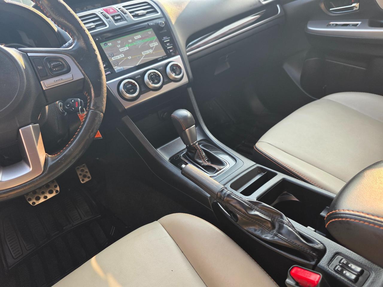 2016 Subaru XV Crosstrek Limited Package Navi | Leather | Sunroof | Heated Seats | Backup Camera Photo