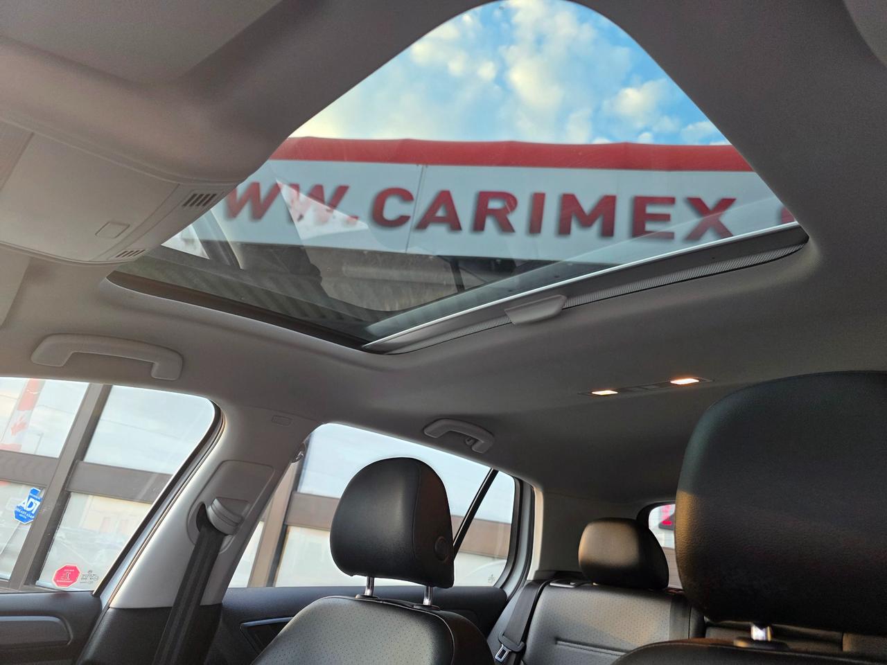 2018 Volkswagen Golf 1.8 TSI Comfortline Accident Free | One Owner | Sunroof | Heated Seats | Backup Camera Photo