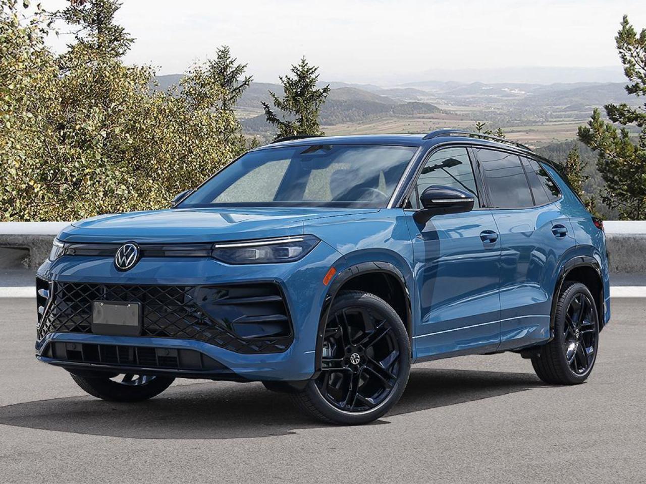 New 2025 Volkswagen Tiguan Comfortline R-Line Black Edition for sale in Surrey, BC