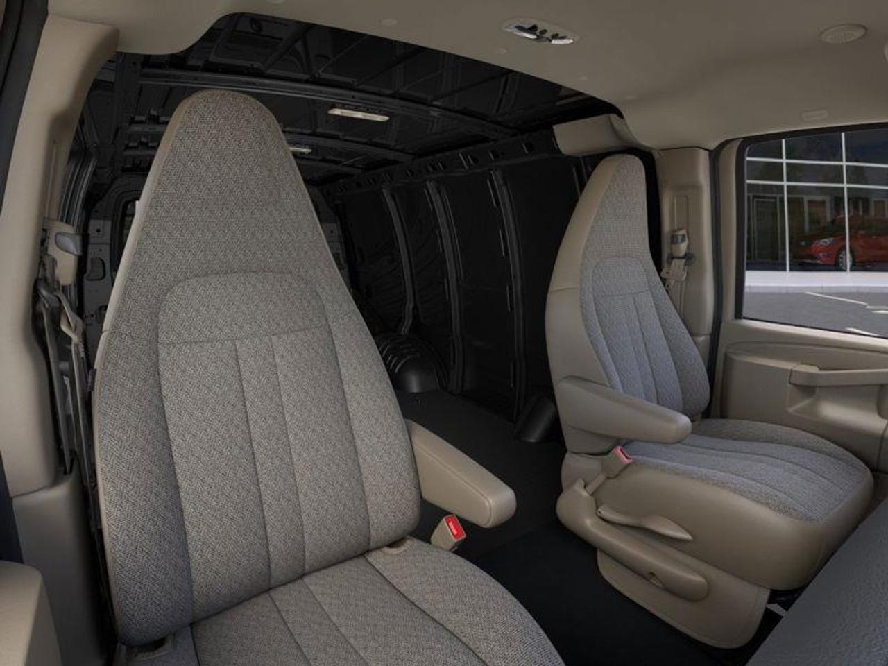 2025 GMC Savana 2500 Work Van Photo