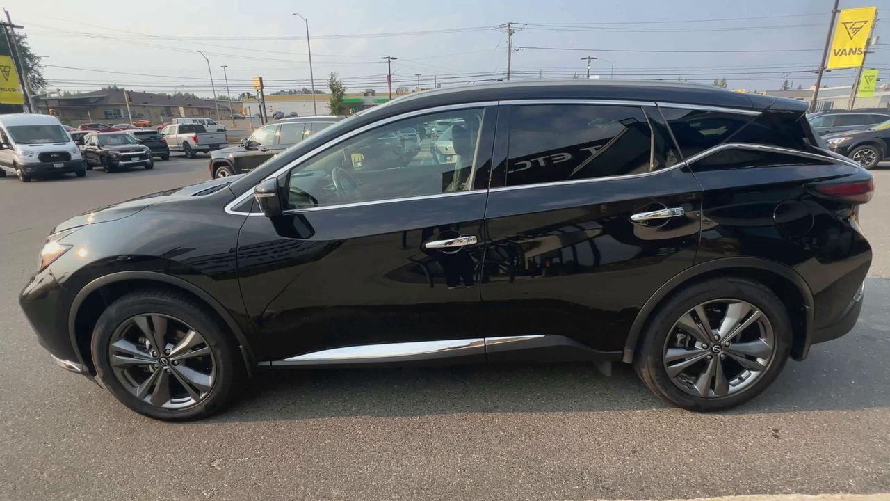 2023 Nissan Murano Platinum PREVIOUS DAILY RENTAL - MOONROOF, HEATED AND COOLED LEATHER SEATS, POWER CONTROL SEATS, NAV, SIRIUS Photo4