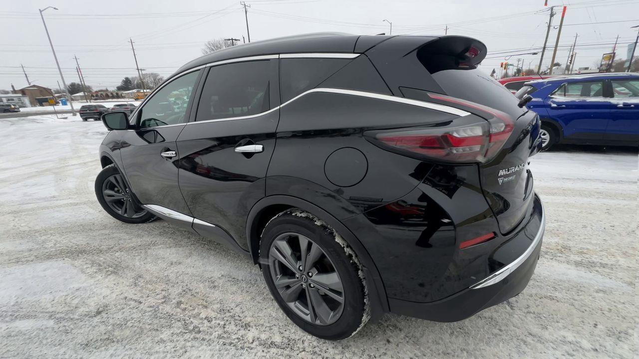 2023 Nissan Murano Platinum PREVIOUS DAILY RENTAL - MOONROOF, HEATED AND COOLED LEATHER SEATS, POWER CONTROL SEATS, NAV, SIRIUS Photo