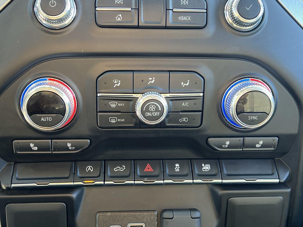 2021 GMC Sierra 1500 SLE 4X4, DIESEL, 6 PASSENGER, SIRIUS XM, NAV, PUSH TO START, BACK UP CAMERA!! Photo