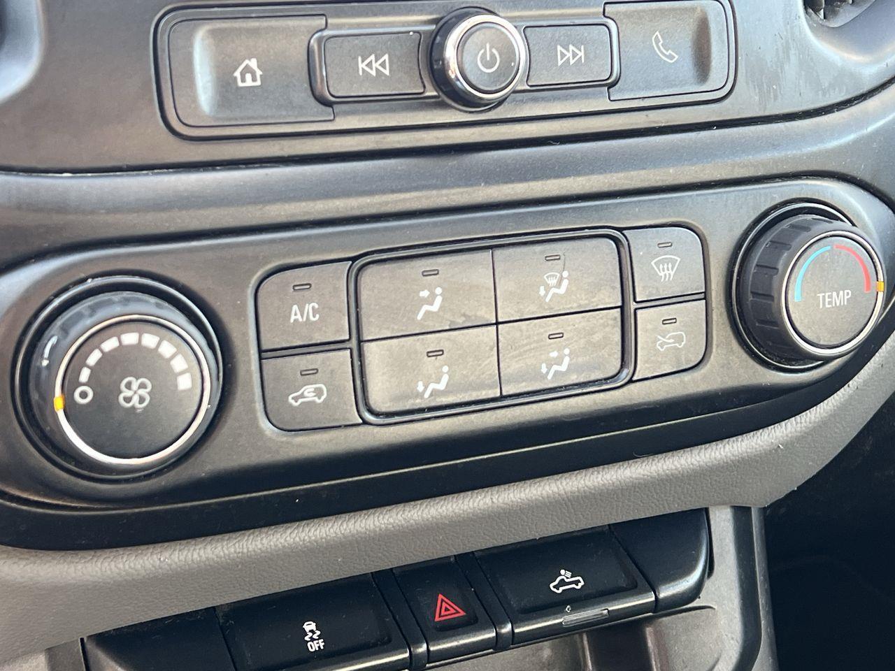 2020 Chevrolet Colorado WT 4X2, 4 PASSENGER!! Photo