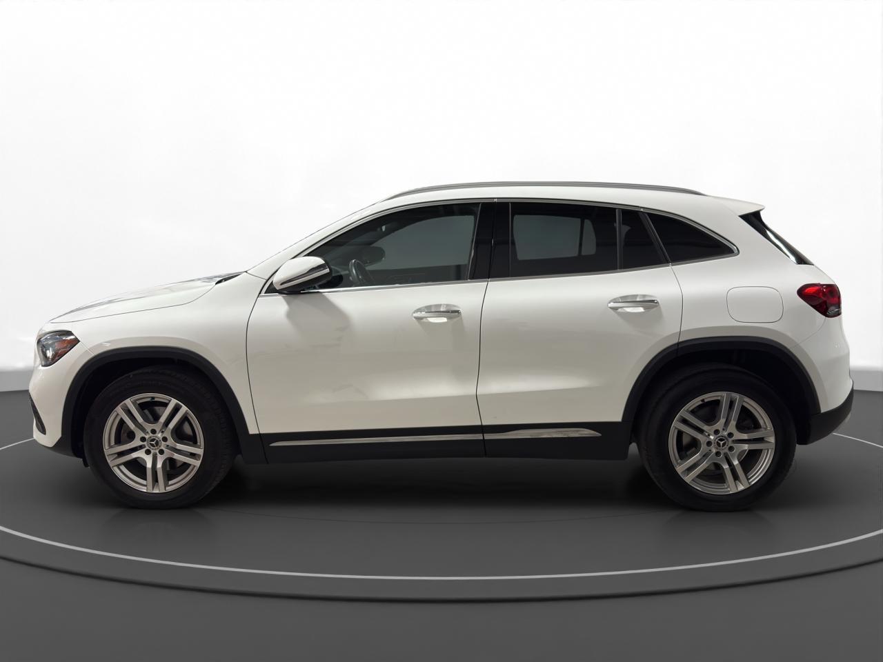 2021 Mercedes-Benz GLA 250 GLA 250 - Photo #4