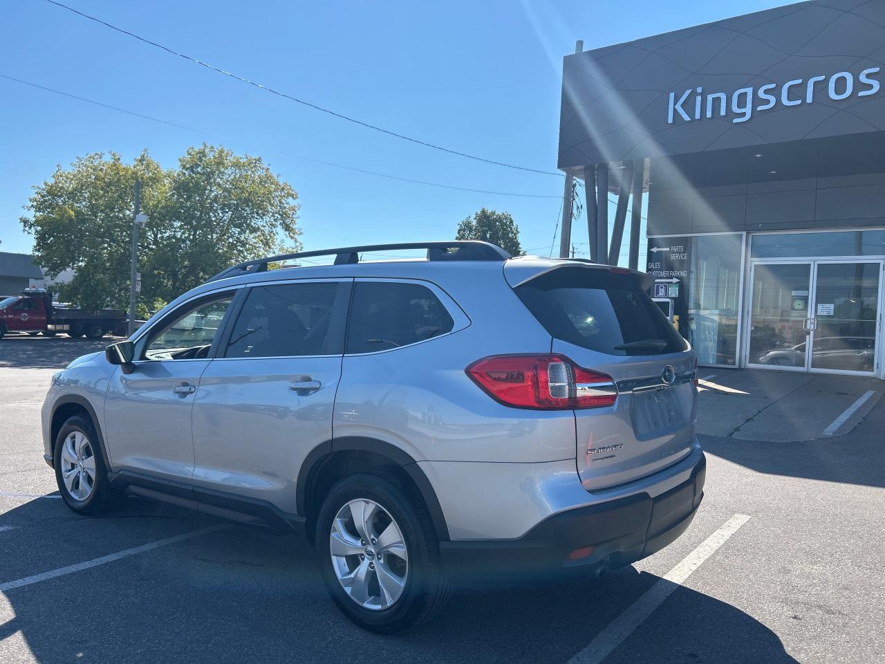 2022 Subaru ASCENT Convenience Photo