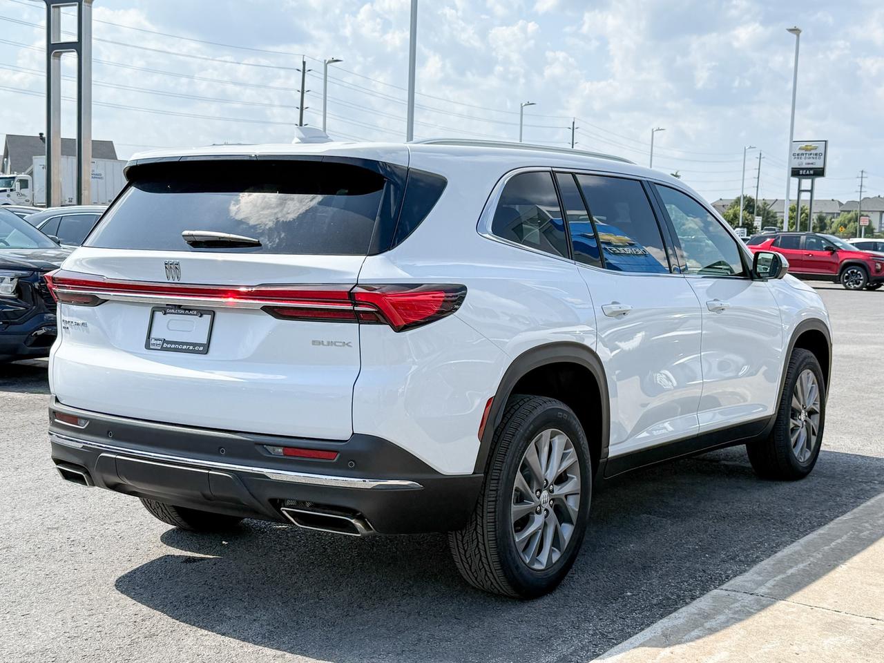 2026 Buick Enclave Preferred 2.5L 4 CYL WITH REMOTE START/ENTRY, HEATED SEATS, HEATED STEERING WHEEL, POWER LIFTGATE, BOSE SOUND SYSTEM Photo