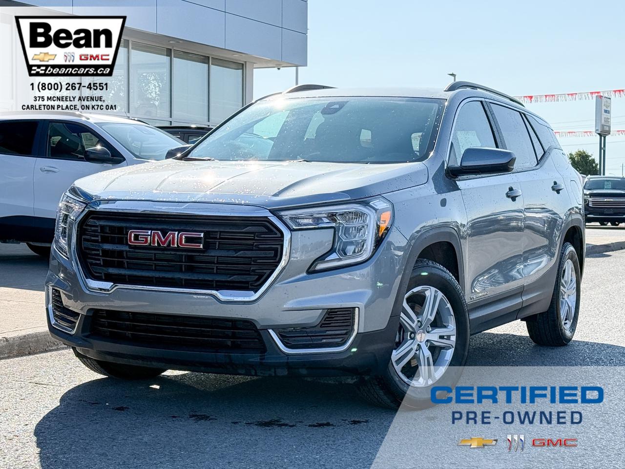 2024 GMC Terrain CLEAN CARFAX, 1.5L 4CYL TURBO, SLE AWD, HEATED FRONT SEATS, REMOTE VEHICLESTART, GMC PRO SAFETY PACKAGE, DUALZONE CLIMATE CONTROL, REAR VISION CAMERA Photo