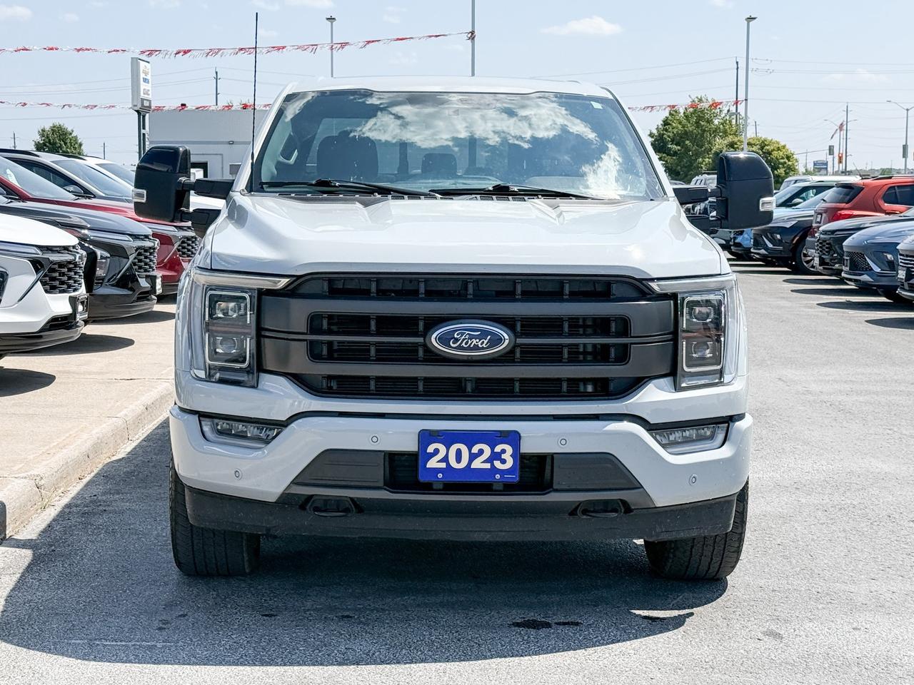 2023 Ford F-150 Lariat ONE OWNER, CLEAN CARFAX, 3.5L V6, SUPER CREW SHORT BOX, HEATED & VENTILATED LEATHER SEATS, PANORAMIC SUNROOF, FX4 OFF ROAD PACKAGE, 20" ALLOY WHEELS Photo