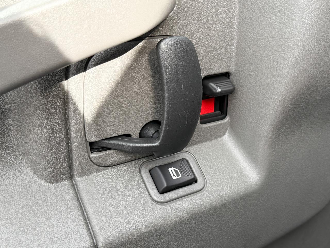 2025 Chevrolet Express 2500 Work Van 4.3L V6 WITH REMOTE ENTRY, CRUISE CONTROL, REAR VISION CAMERA, BLUETOOTH Photo