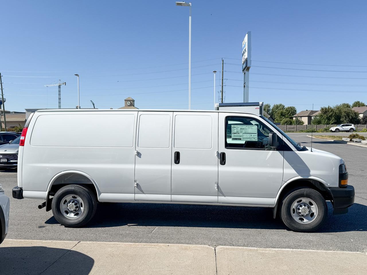 2025 Chevrolet Express 2500 Work Van 4.3L V6 WITH REMOTE ENTRY, CRUISE CONTROL, REAR VISION CAMERA, BLUETOOTH Photo