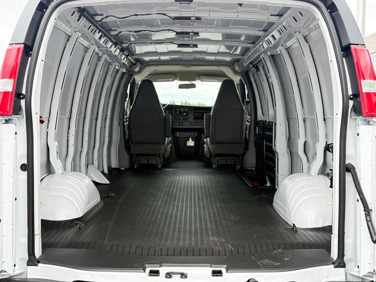 2025 Chevrolet Express 2500 Work Van 4.3L V6 WITH REMOTE ENTRY, CRUISE CONTROL, REAR VISION CAMERA, BLUETOOTH Photo