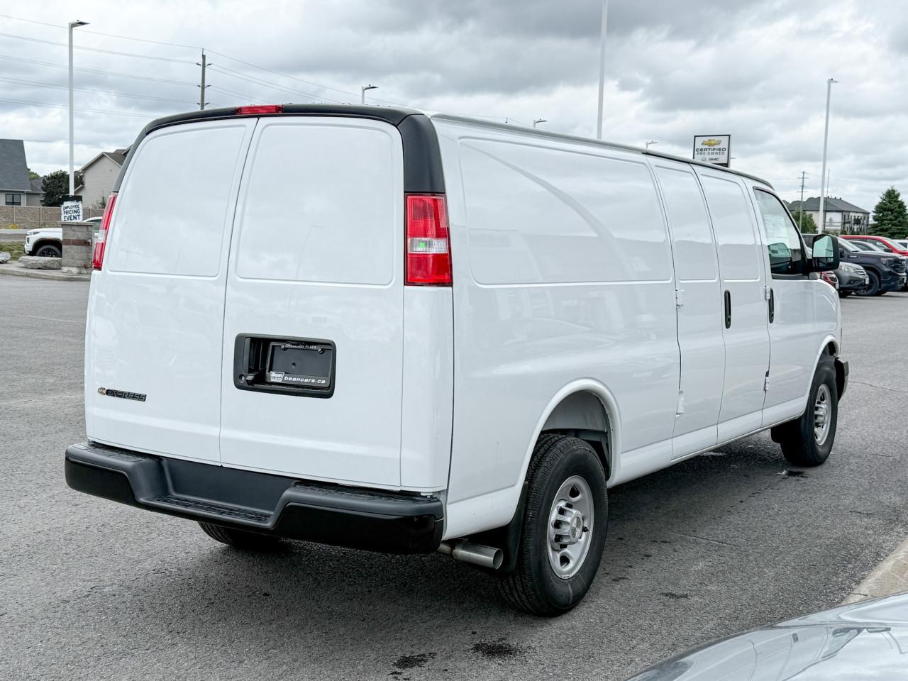 2025 Chevrolet Express 2500 Work Van 4.3L V6 WITH REMOTE ENTRY, CRUISE CONTROL, REAR VISION CAMERA, BLUETOOTH Photo