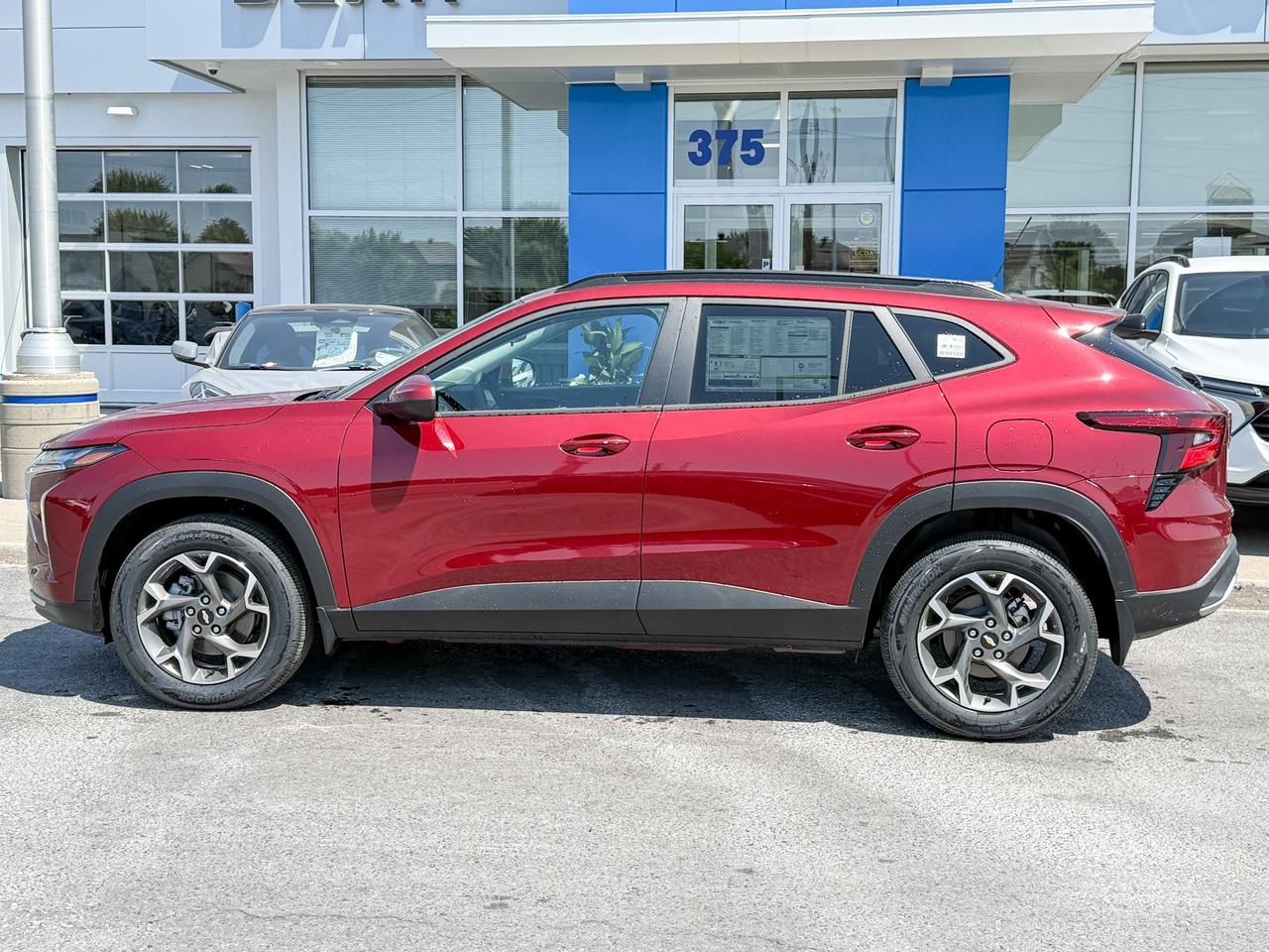 2025 Chevrolet Trax LT 1.2L 3 CYL WITH REMOTE START/ENTRY, HEATED SEATS, ADAPTIVE CRUISE CONTROL, APPLE CARPLAY AND ANDROID AUTO Photo1