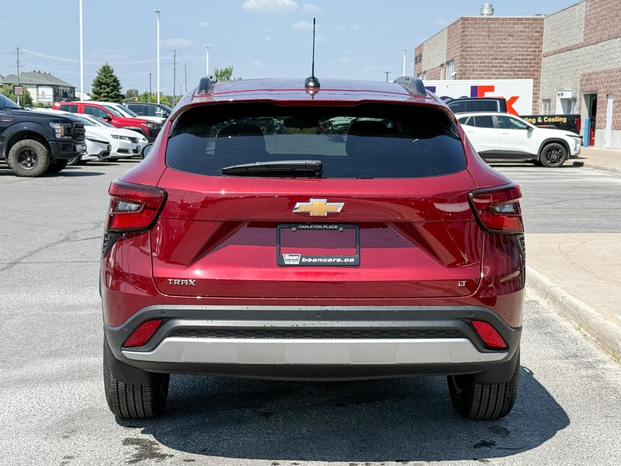2025 Chevrolet Trax LT 1.2L 3 CYL WITH REMOTE START/ENTRY, HEATED SEATS, ADAPTIVE CRUISE CONTROL, APPLE CARPLAY AND ANDROID AUTO Photo3