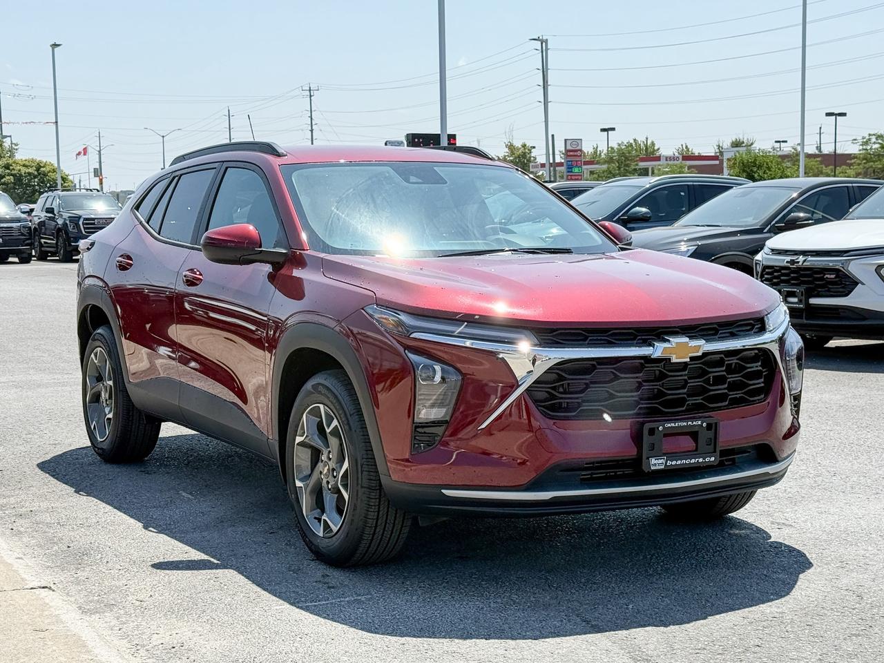 2025 Chevrolet Trax LT 1.2L 3 CYL WITH REMOTE START/ENTRY, HEATED SEATS, ADAPTIVE CRUISE CONTROL, APPLE CARPLAY AND ANDROID AUTO Photo
