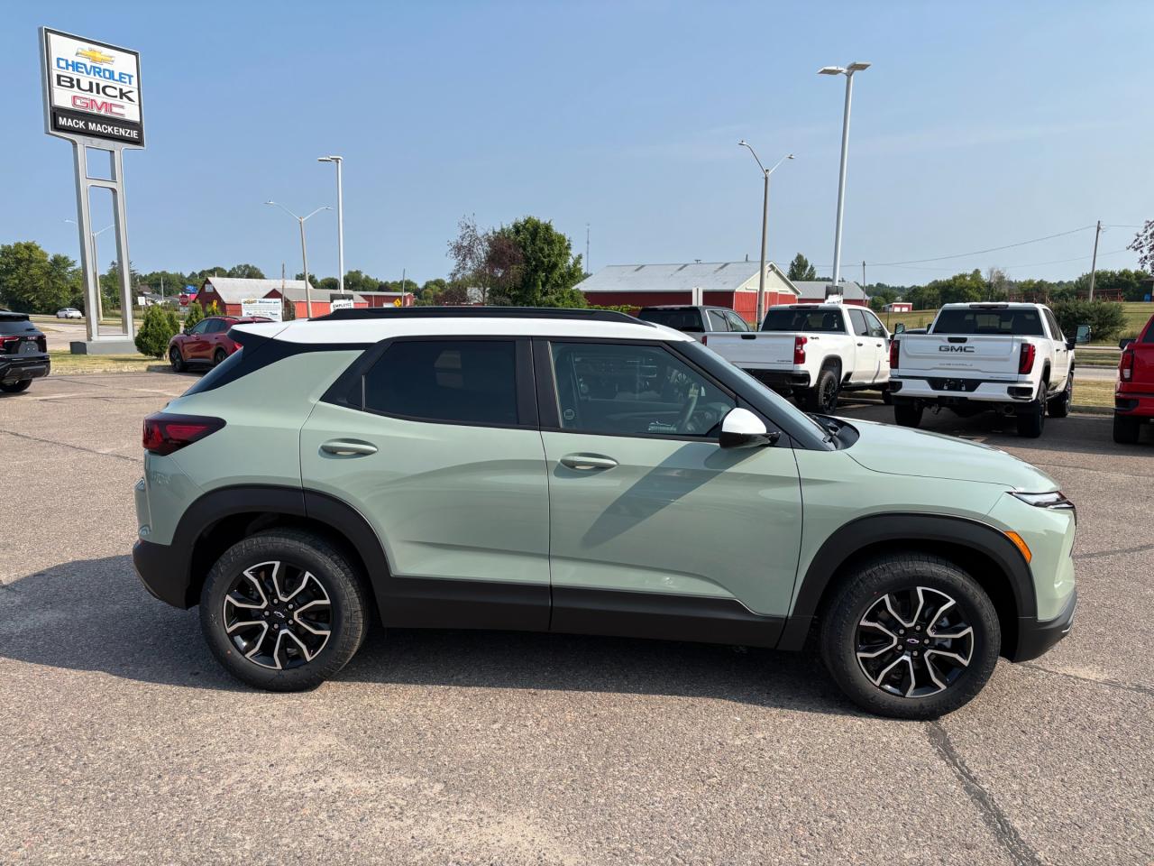 2026 Chevrolet TrailBlazer ACTIV 2026 Chevrolet Trailblazer Activ AWD Photo3