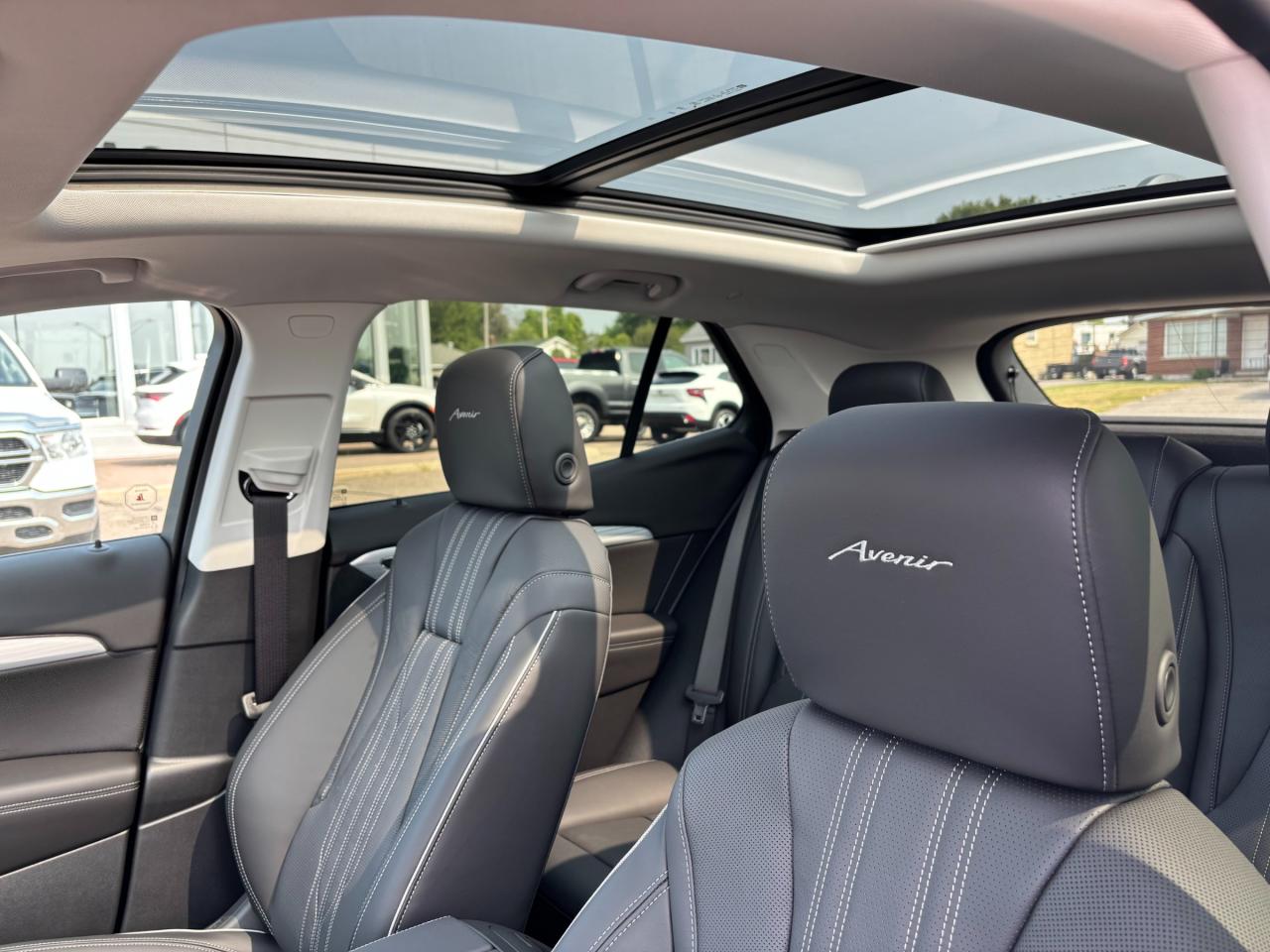 2025 Buick Envision 2025 Buick Envision Avenir AWD Photo