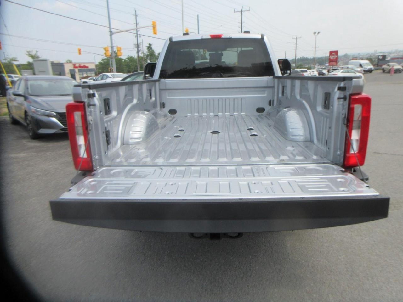 2023 Ford F-250 XLT Photo4