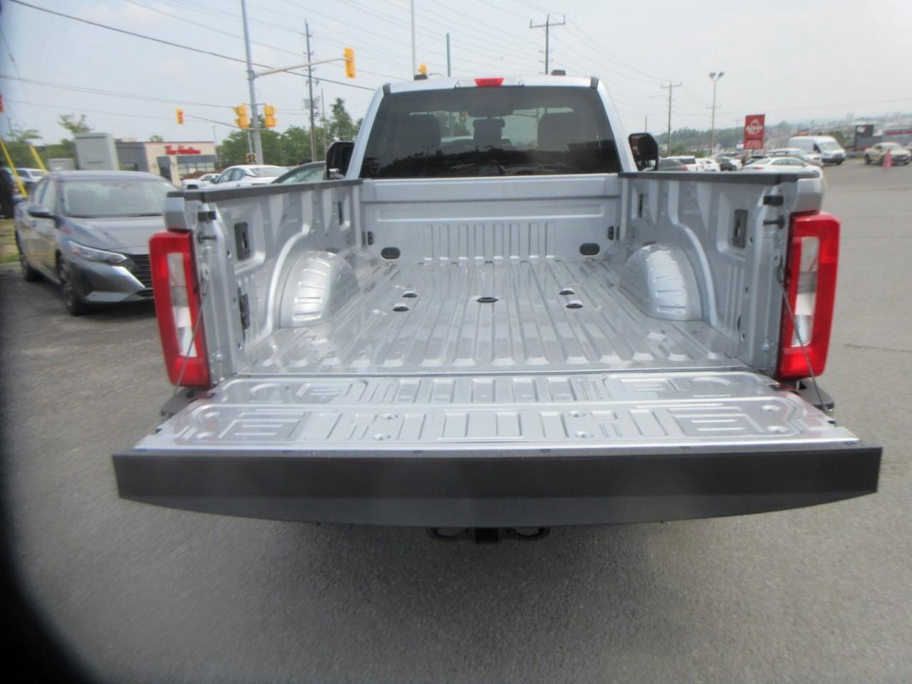 2023 Ford F-250  Photo4