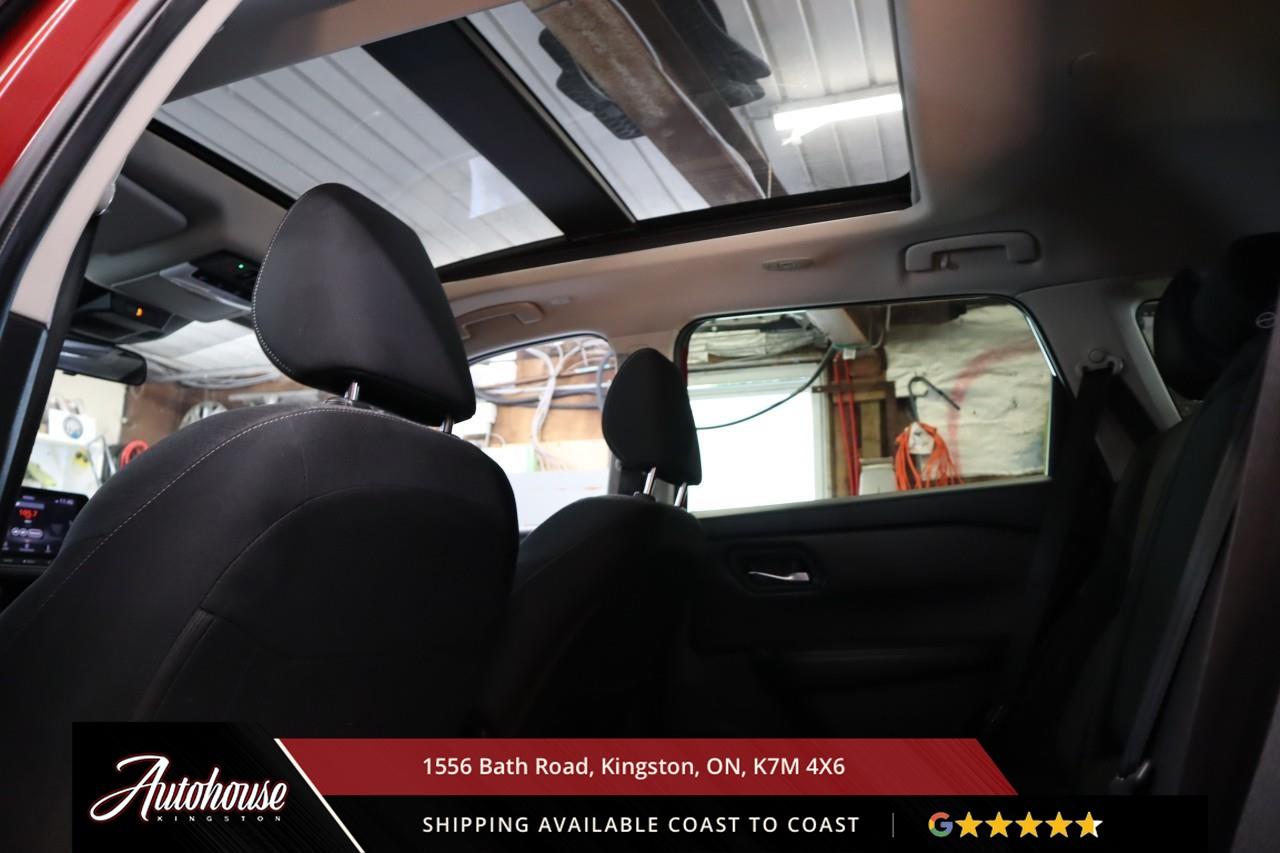 2024 Nissan Rogue SV Moonroof PANORAMIC MOONROOF - ProPILOT ASSIST Photo