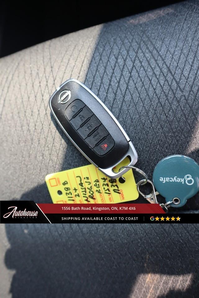 2024 Nissan Rogue SV Moonroof PANORAMIC MOONROOF - ProPILOT ASSIST Photo