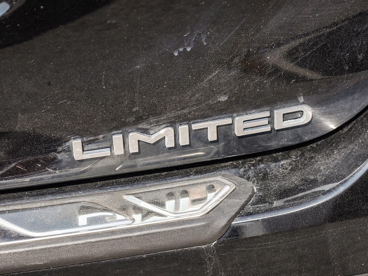 2020 Toyota Highlander Hybrid Limited Photo