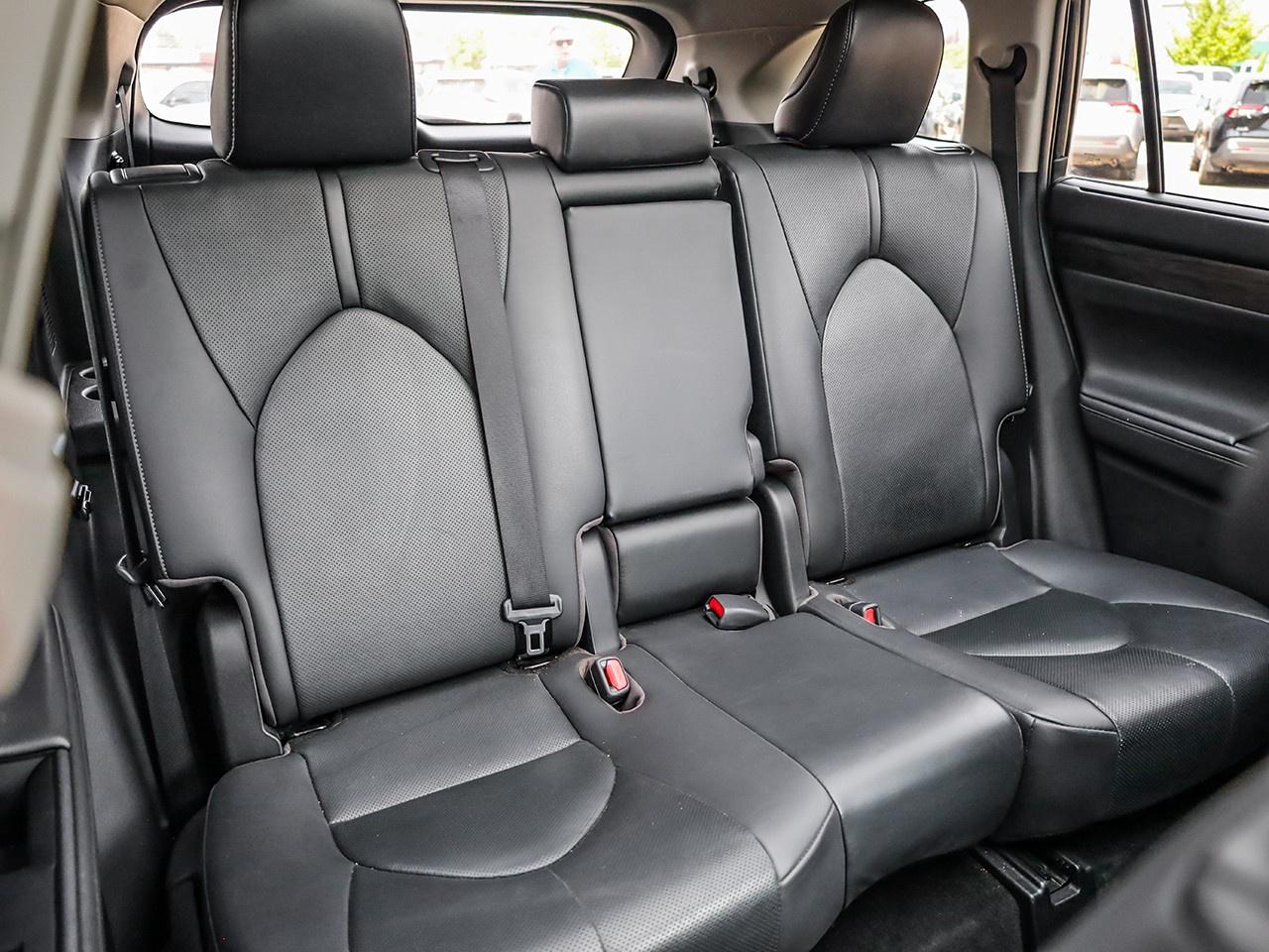 2020 Toyota Highlander Hybrid Limited Photo