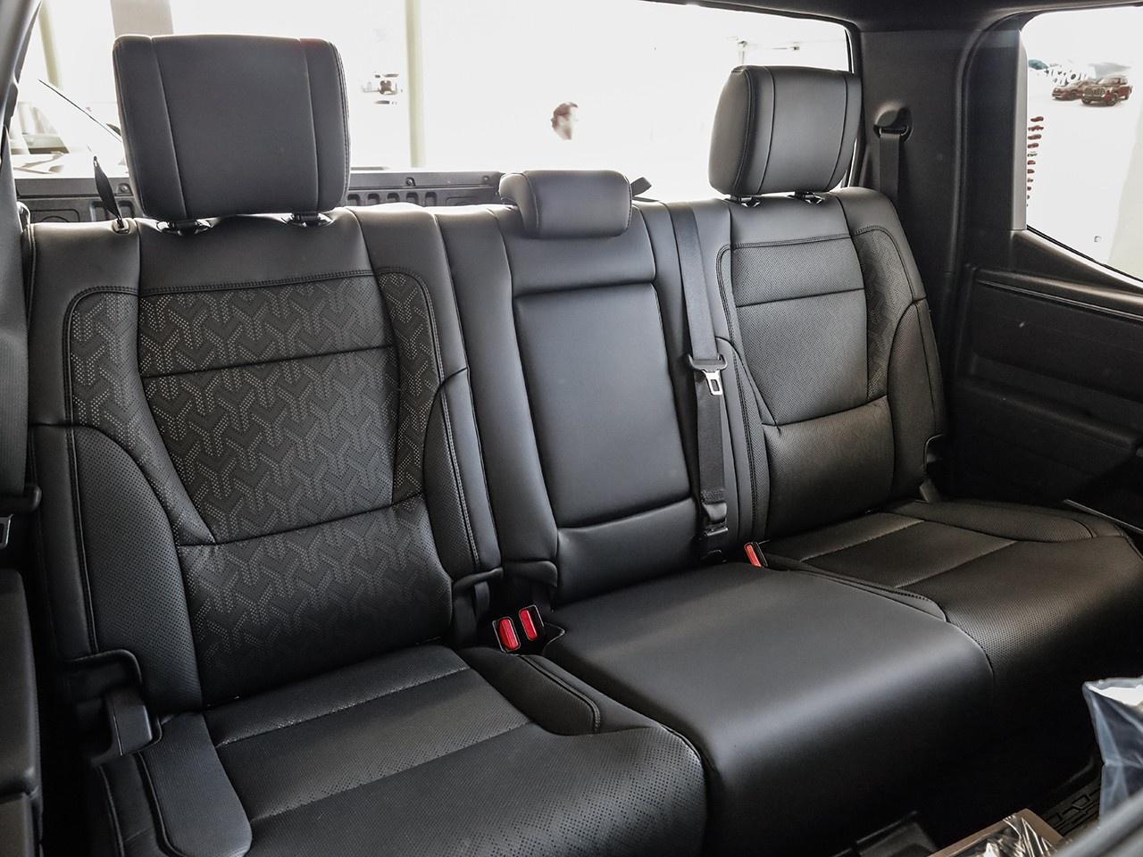 2025 Toyota Tundra Hybrid Limited Photo