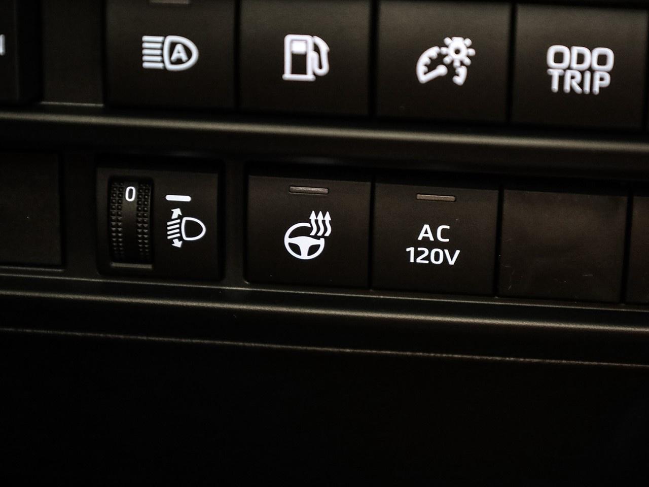 2025 Toyota Tundra Hybrid Limited Photo