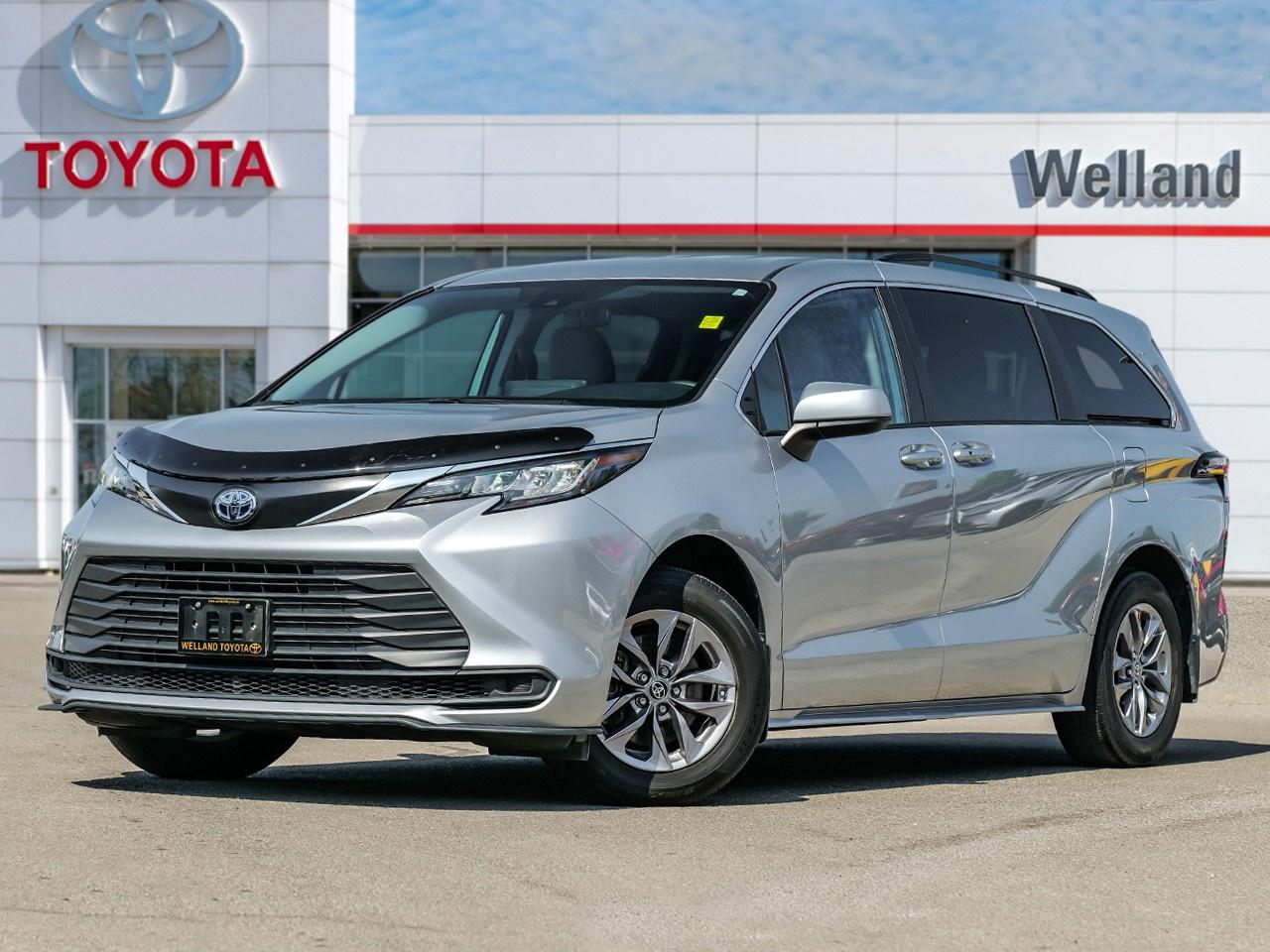 Used 2023 Toyota Sienna LE 8-Passenger for sale in Welland, ON