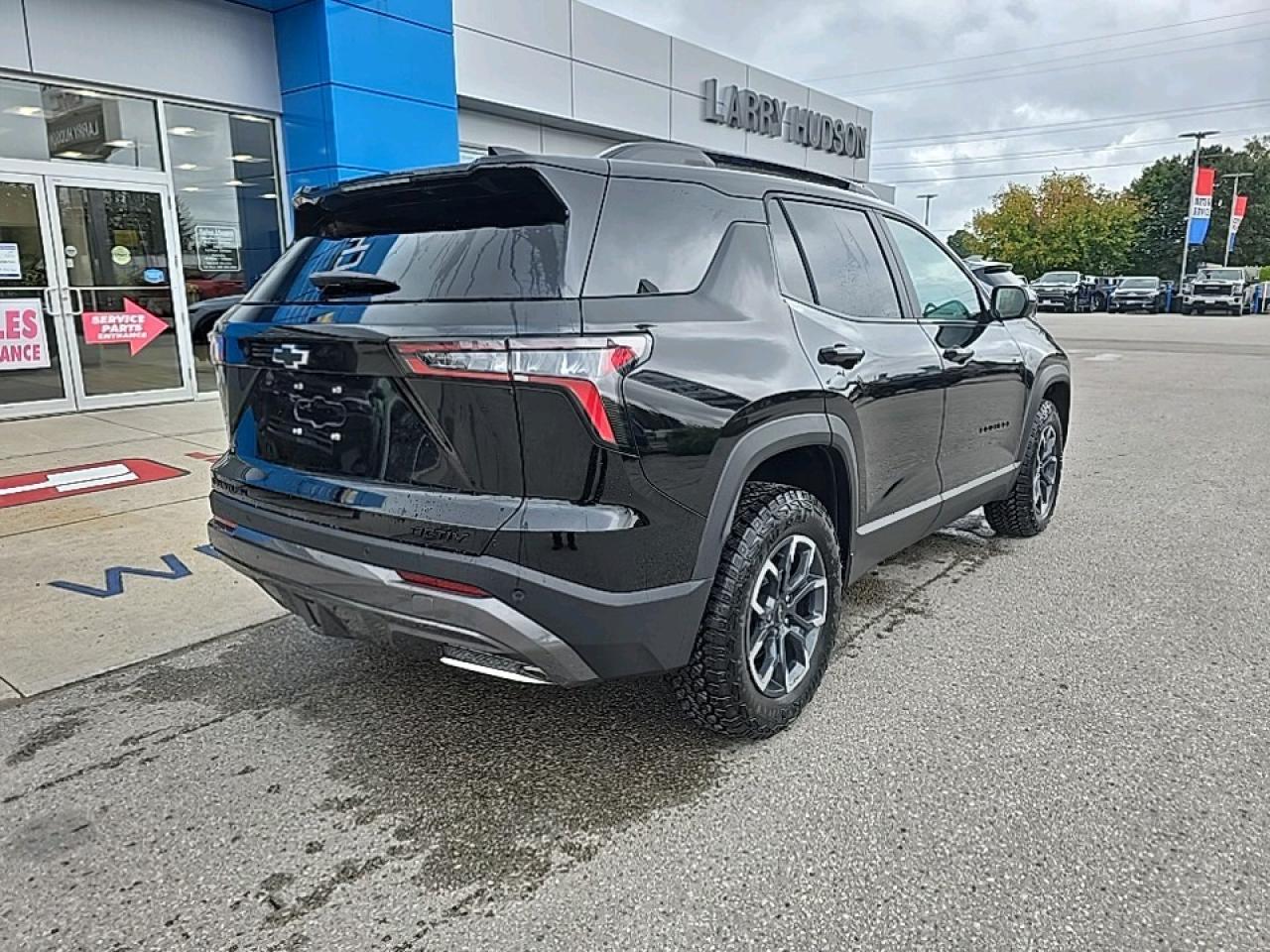 2026 Chevrolet Equinox ACTIV Photo2