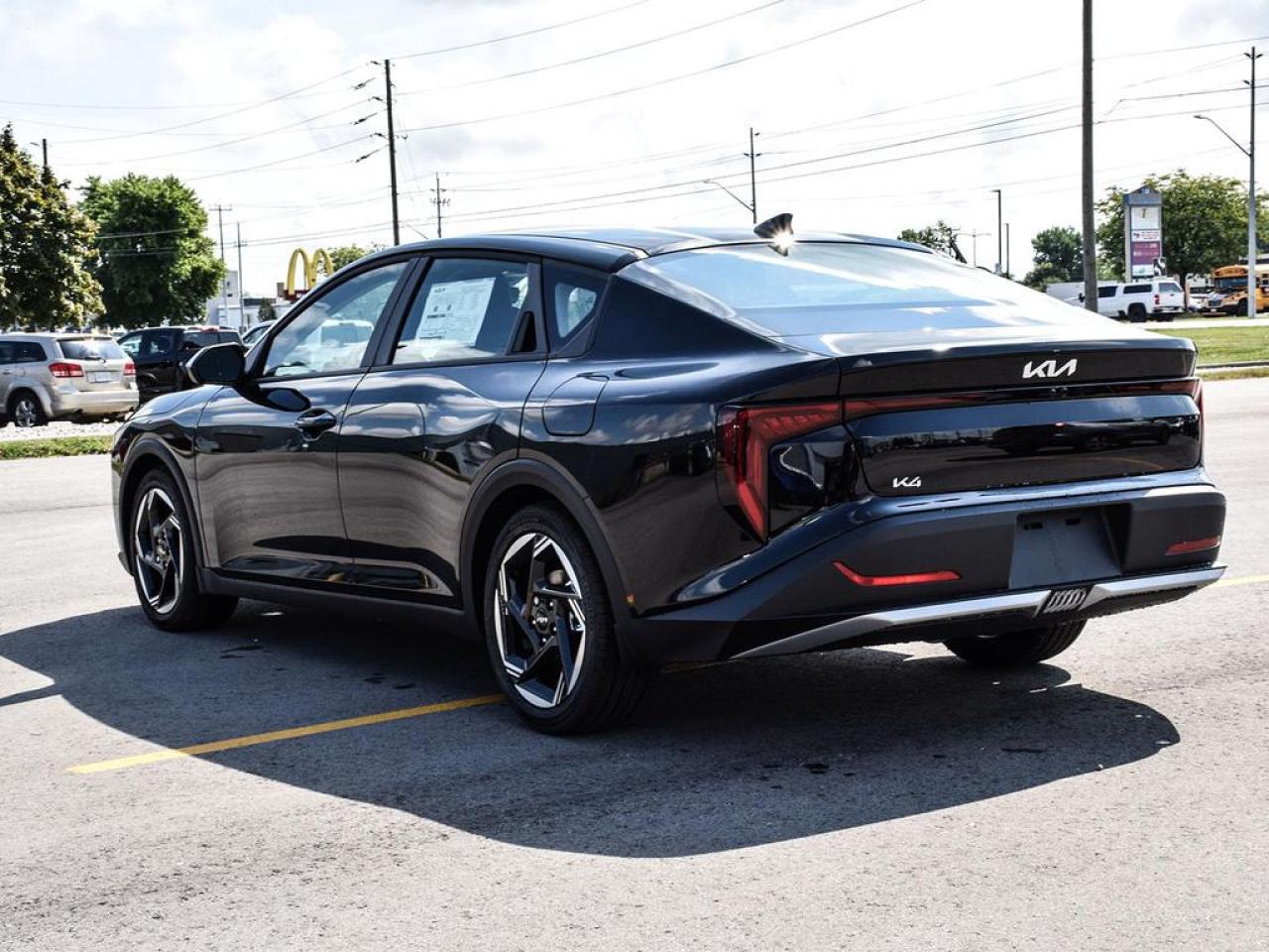 2025 Kia K4 EX Photo3