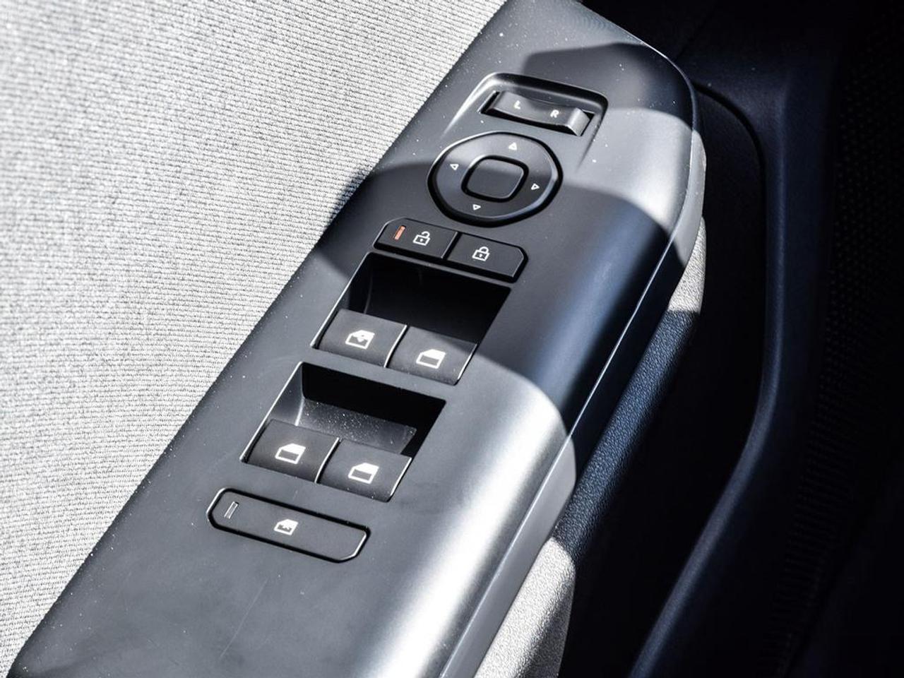 2025 Kia K4 EX Photo