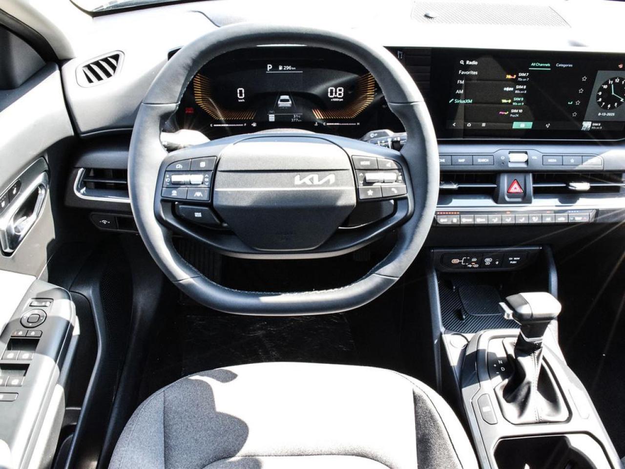 2025 Kia K4 EX Photo