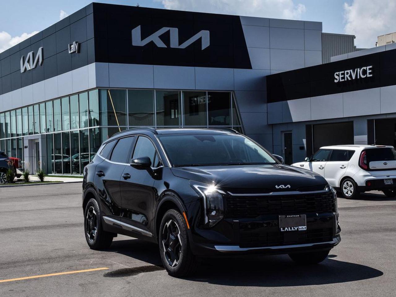 New 2026 Kia Sportage EX for sale in Chatham, ON