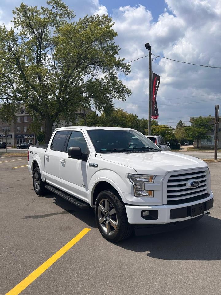 2017 Ford F-150 XLT Photo