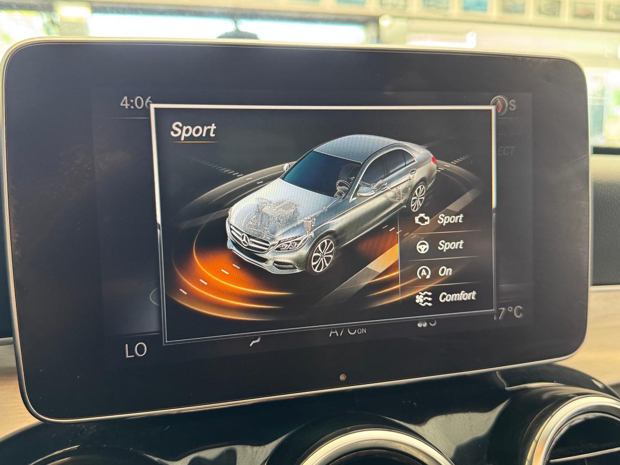 2018 Mercedes-Benz C-Class C300 4MATIC AMG+New Brakes+Roof+GPS+CLEAN CARFAX - Photo #29