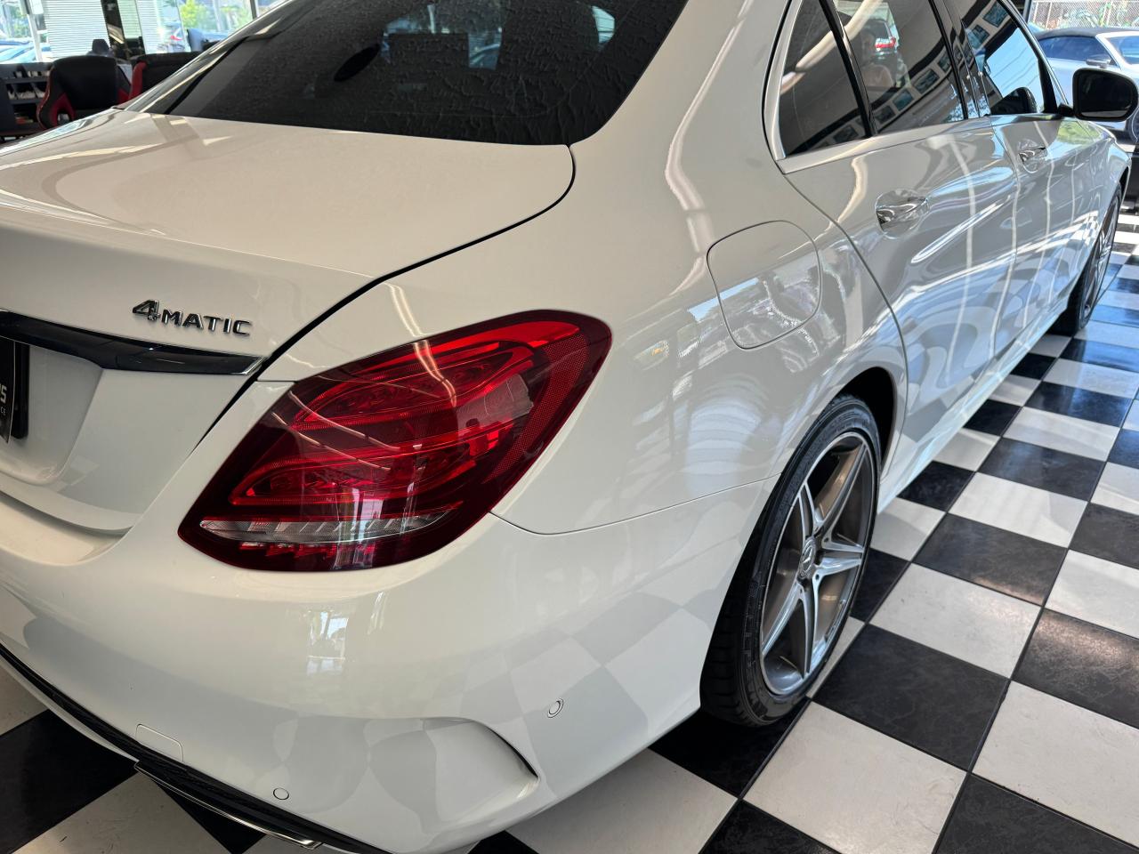2018 Mercedes-Benz C-Class C300 4MATIC AMG+New Brakes+Roof+GPS+CLEAN CARFAX Photo91