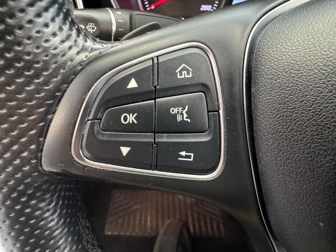 2018 Mercedes-Benz C-Class C300 4MATIC AMG+New Brakes+Roof+GPS+CLEAN CARFAX Photo98