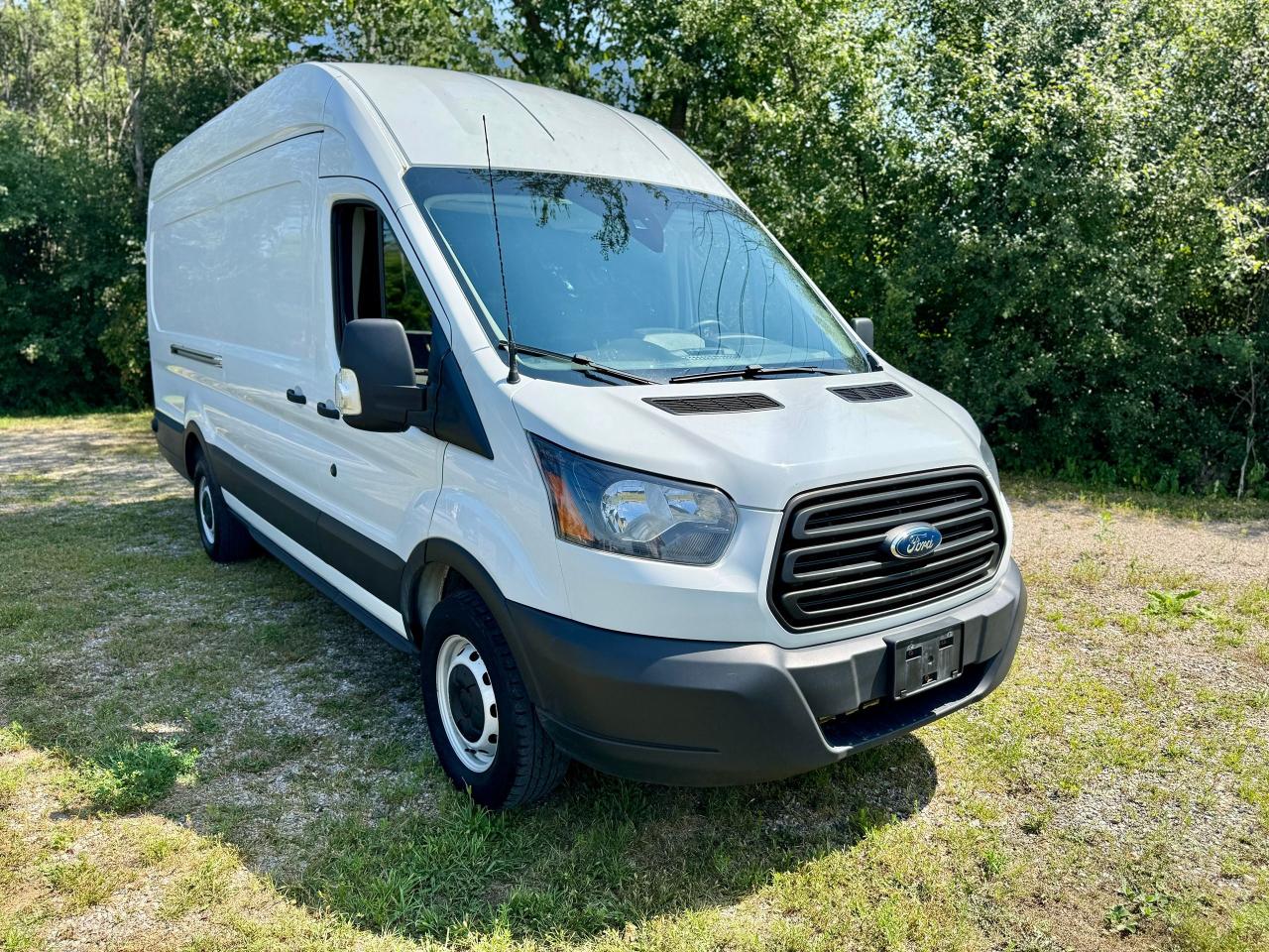 2019 Ford Transit 250 148" HR CARGO VAN - Photo #3