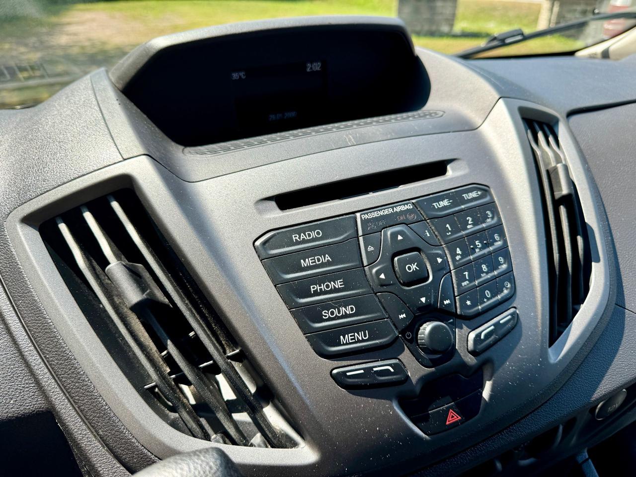 2019 Ford Transit 250 148" HR CARGO VAN - Photo #6