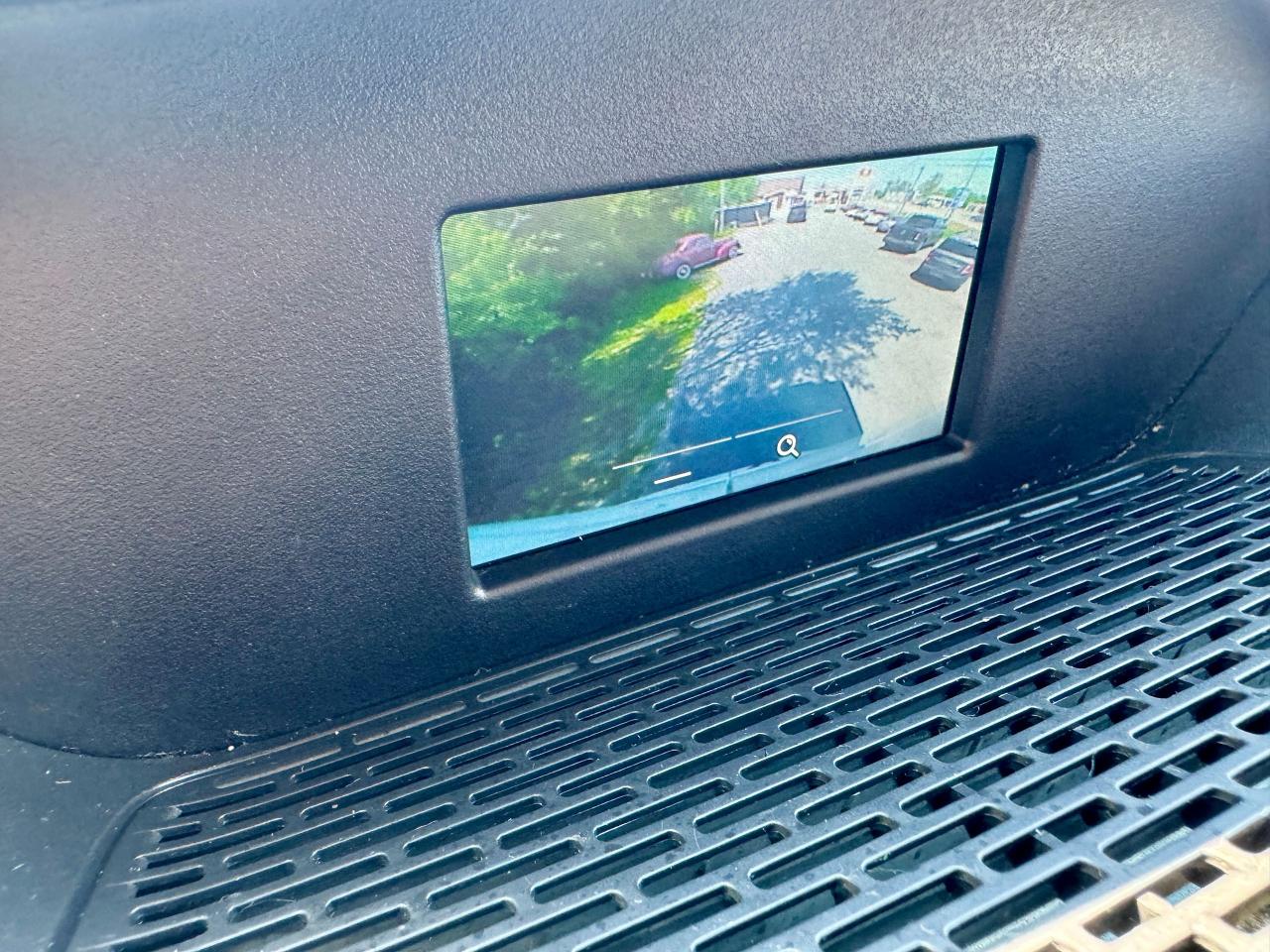 2019 Ford Transit 250 148" HR CARGO VAN - Photo #13