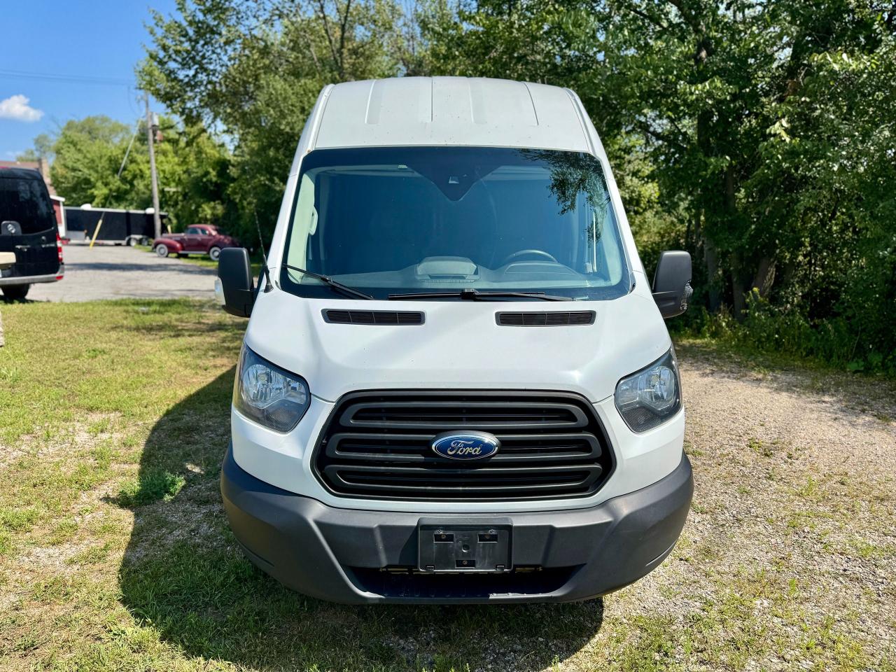 2019 Ford Transit 250 148" HR CARGO VAN - Photo #14