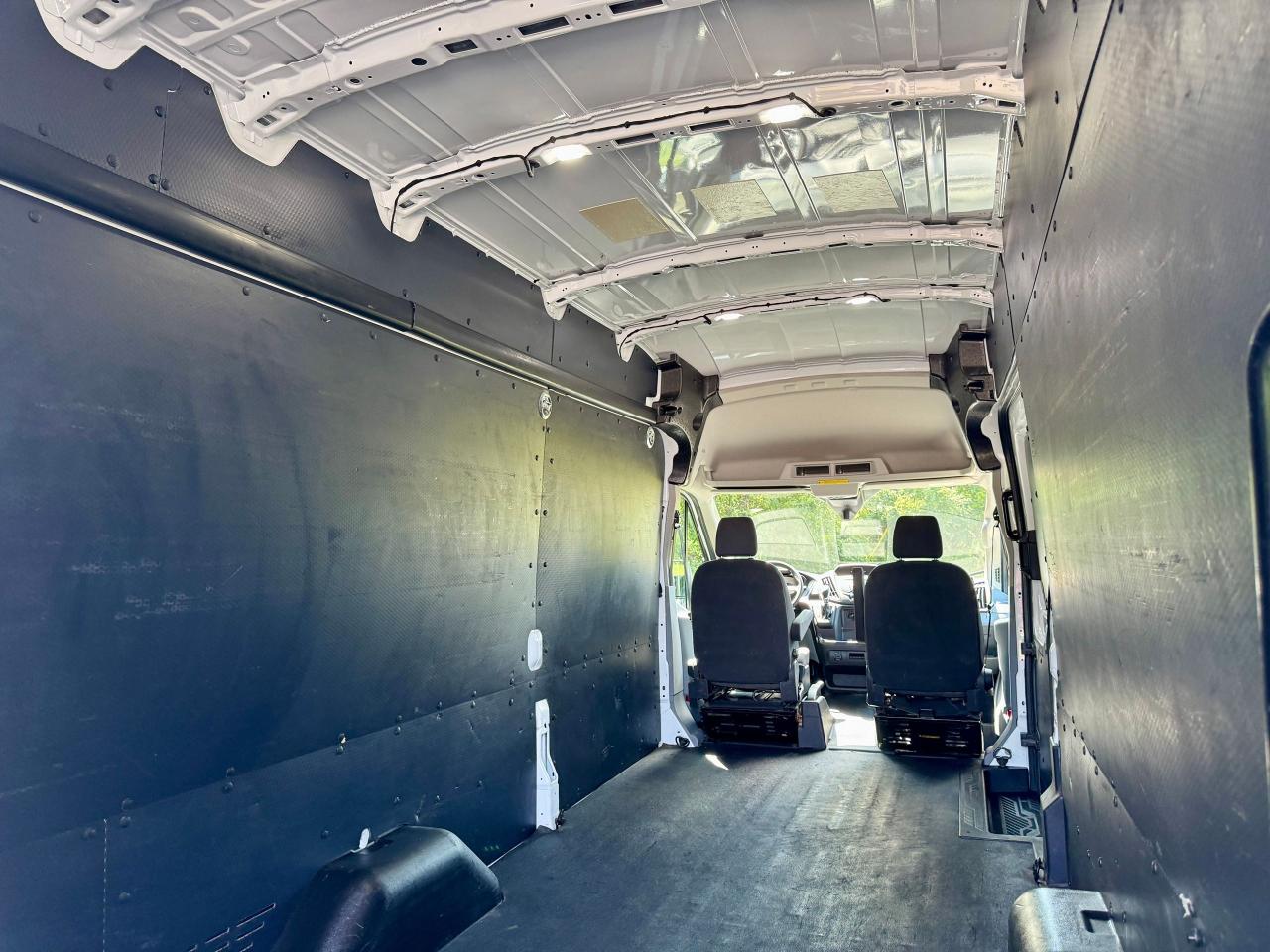 2019 Ford Transit 250 148" HR CARGO VAN - Photo #22