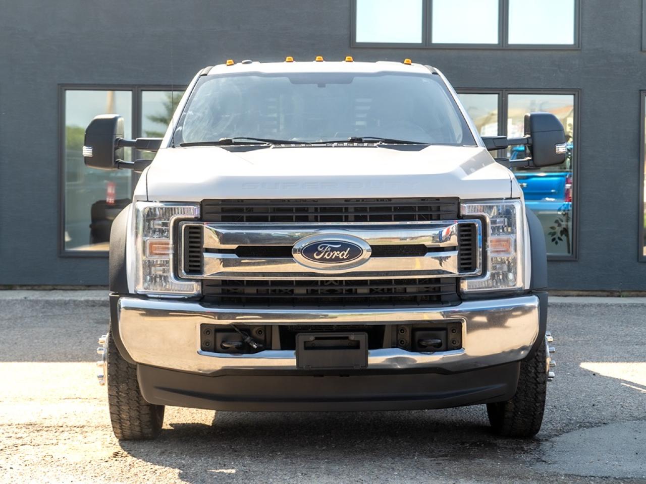 2019 Ford SUPER DUTY F-550 DRW XLT F-550 FLATDECK DIESEL Photo27