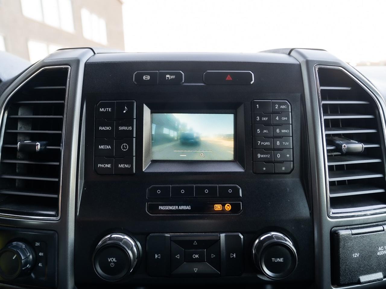 2019 Ford SUPER DUTY F-550 DRW XLT F-550 FLATDECK DIESEL Photo9