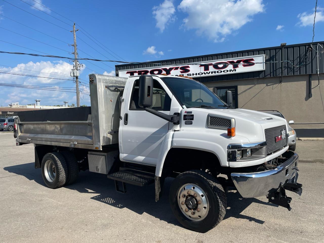 Used 2007 GMC 5500  for sale in Guelph, ON