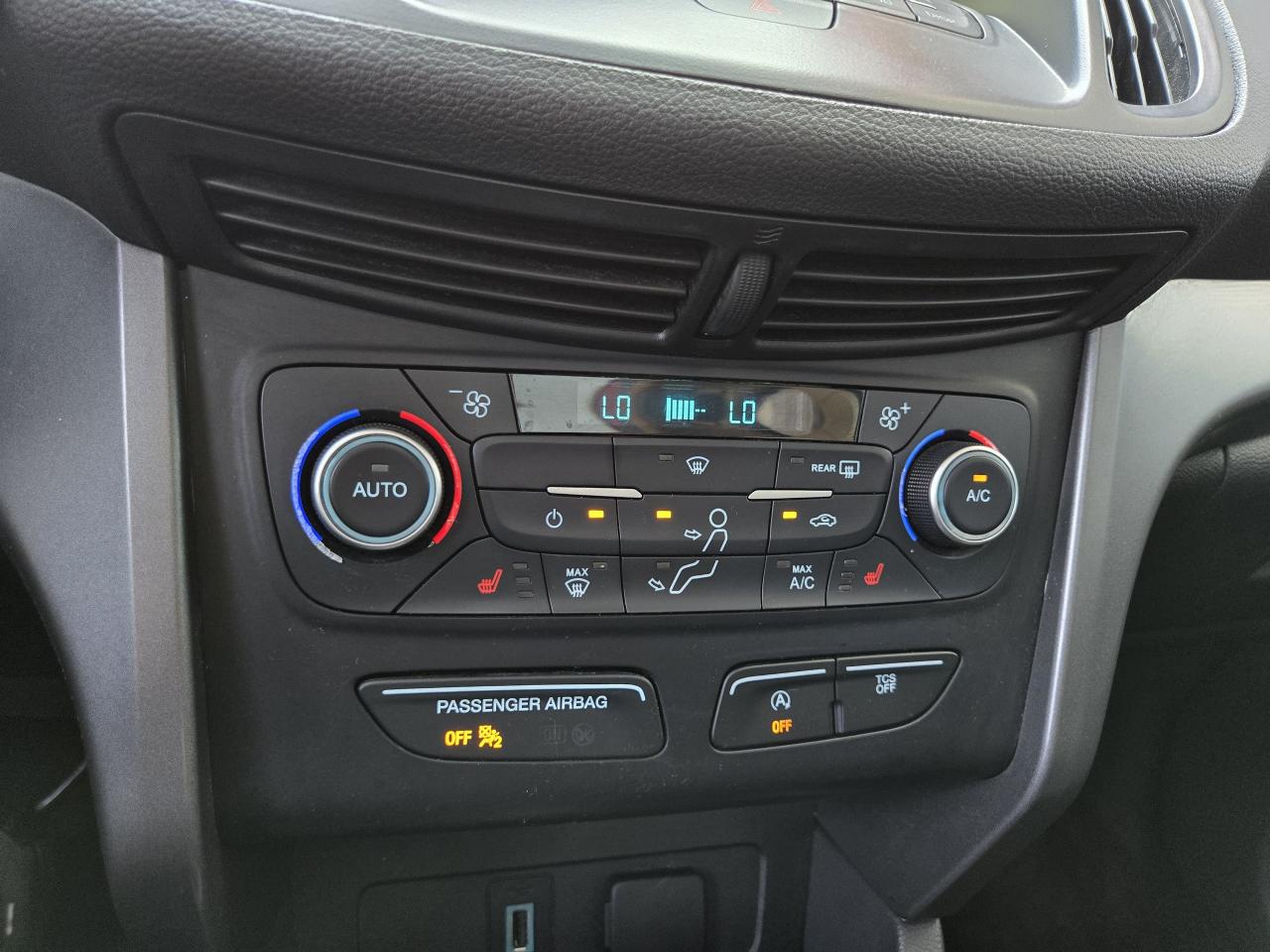 2018 Ford Escape SEL ECOBOOST AWD - LEATHER|PANO|NAVI|CAMERA - Photo #17
